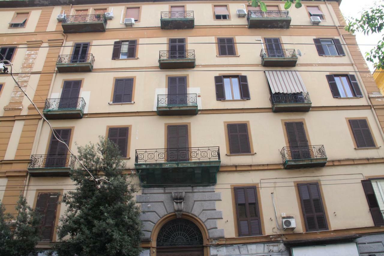 B&B Le Porte Di Napoli 외부 사진