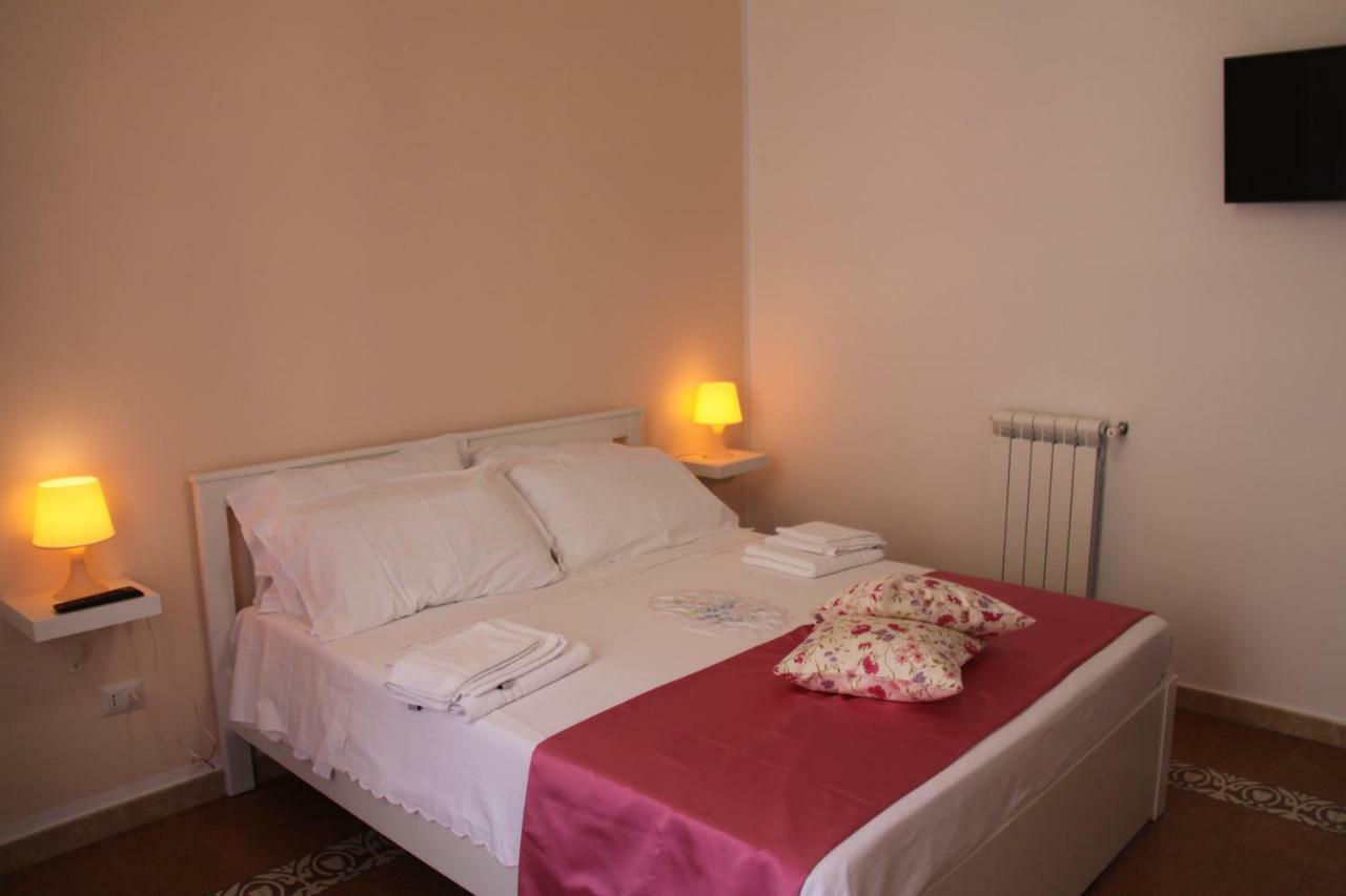 B&B Le Porte Di Napoli 외부 사진